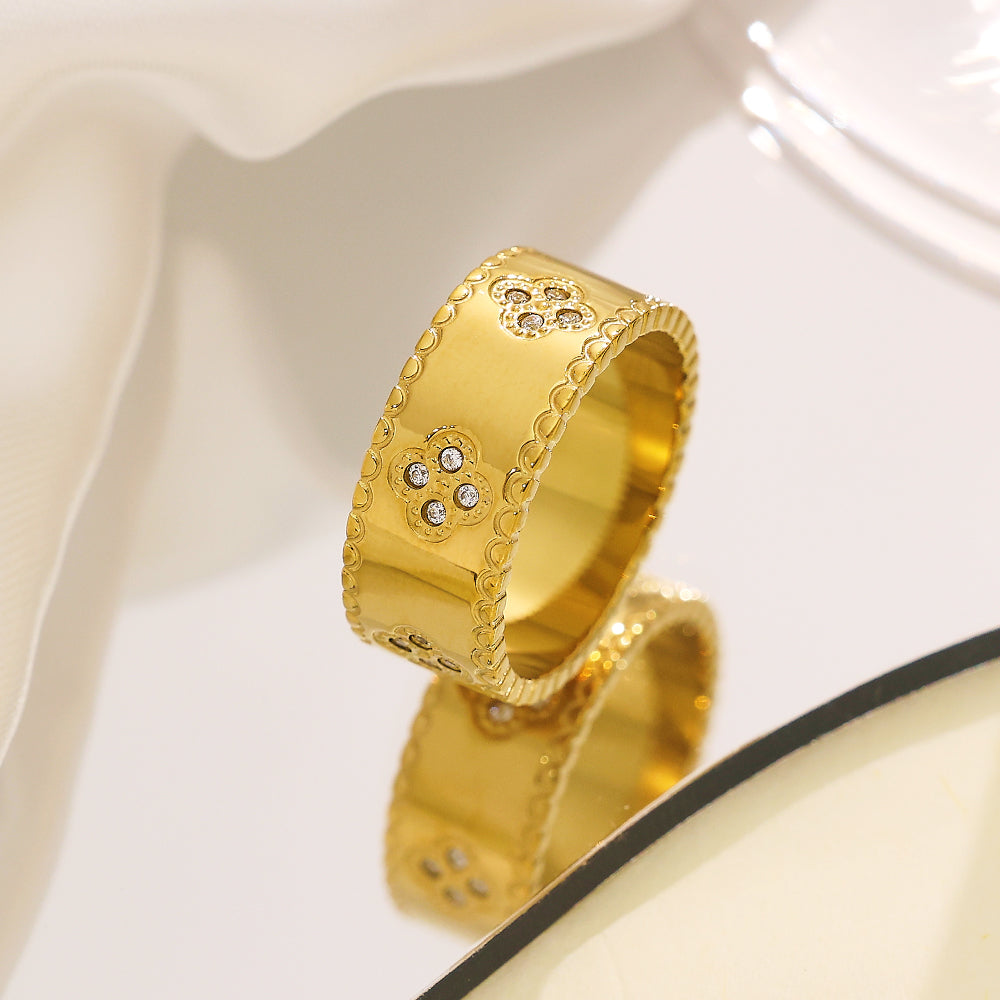 Clover Gold Ring - Tarnish Free