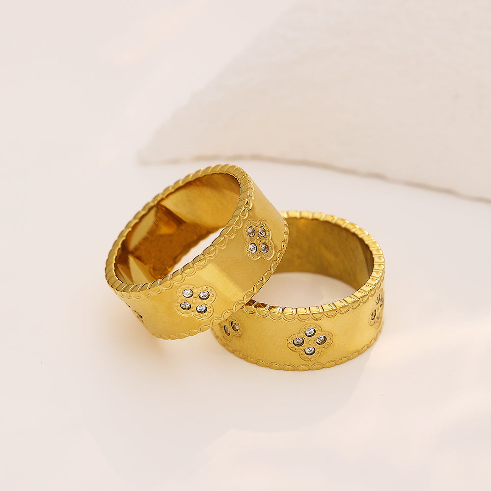 Clover Gold Ring - Tarnish Free